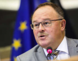 Mr Romain SCHNEIDER Mr Romain SCHNEIDER